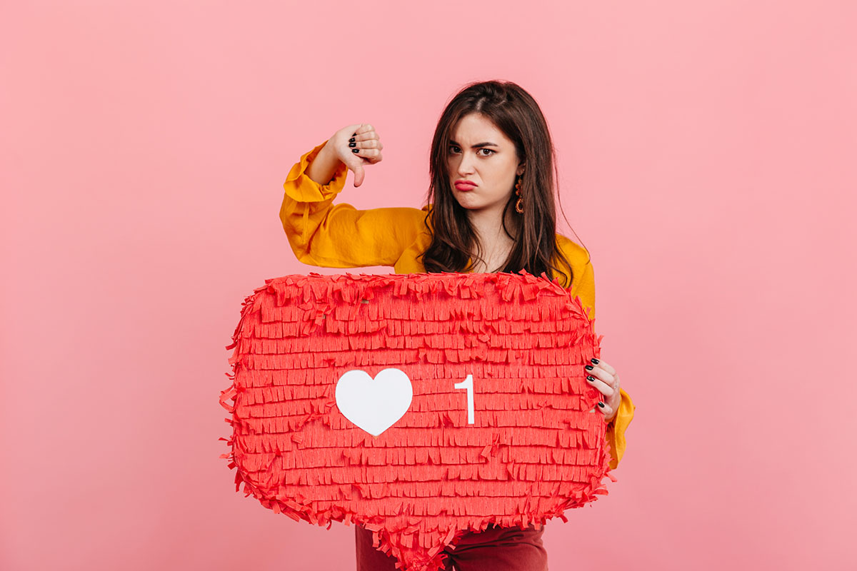 Leia mais sobre o artigo Fim dos likes do Instagram: o que mudou um ano depois?