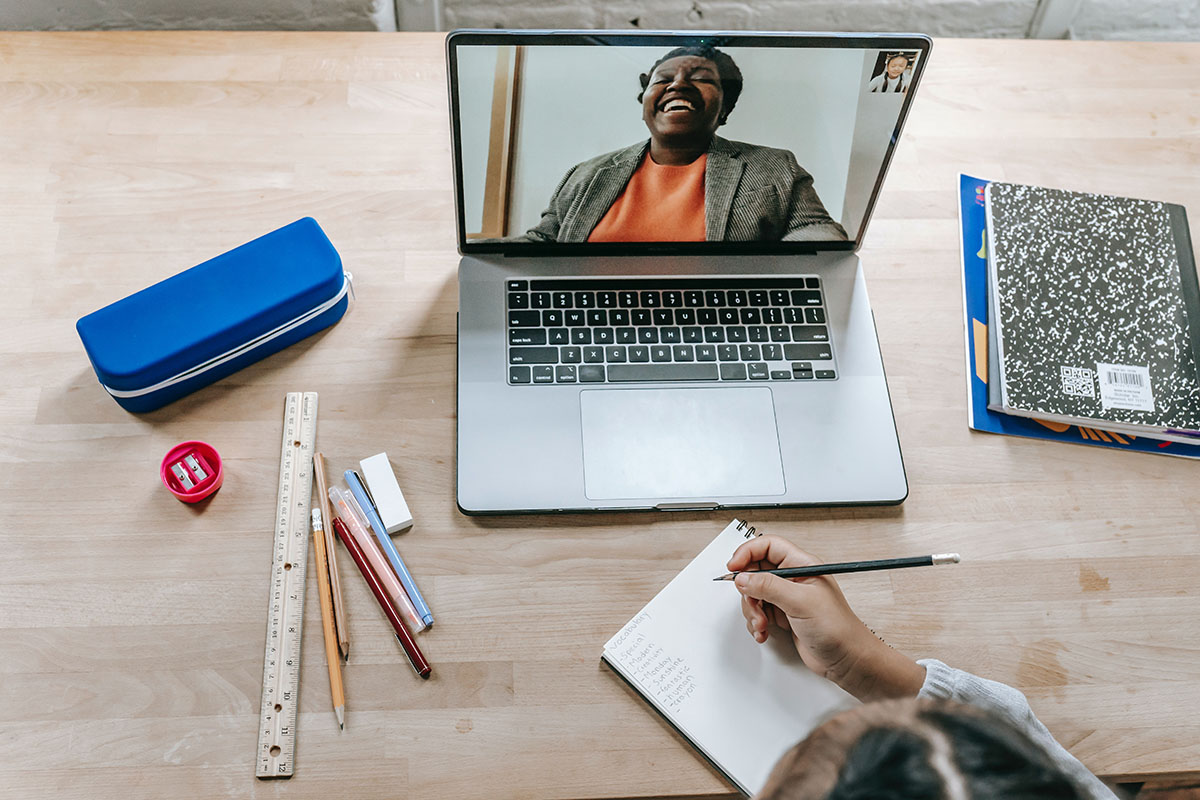 Leia mais sobre o artigo 4 boas razões para criar um curso online